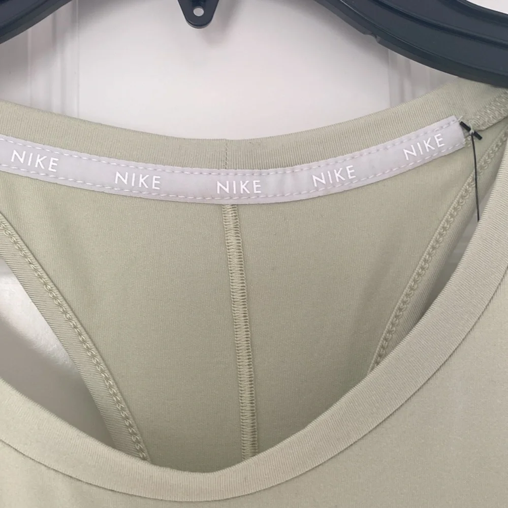 NWT. Nike Training Tank Top